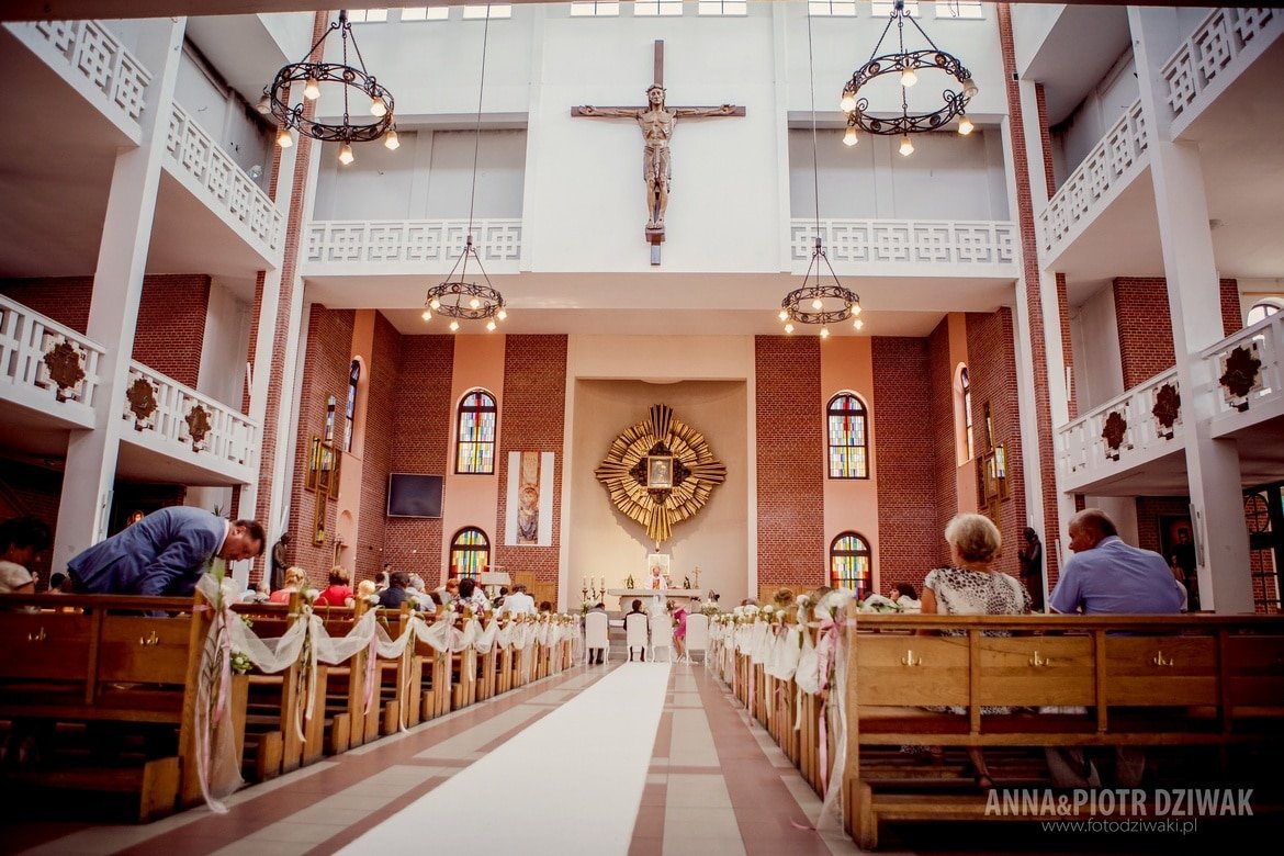 kościół matki boskiej kochawińskiej gliwice