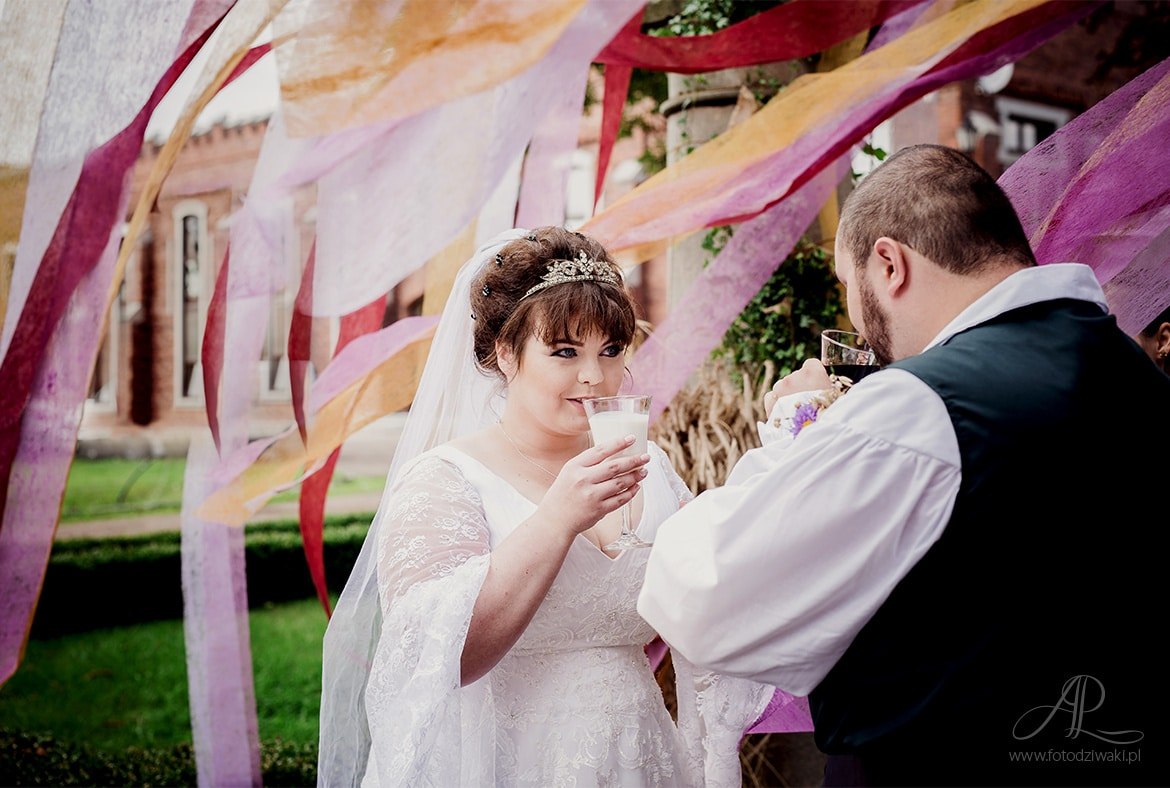 ania_i_martin_rycerski_slub_040