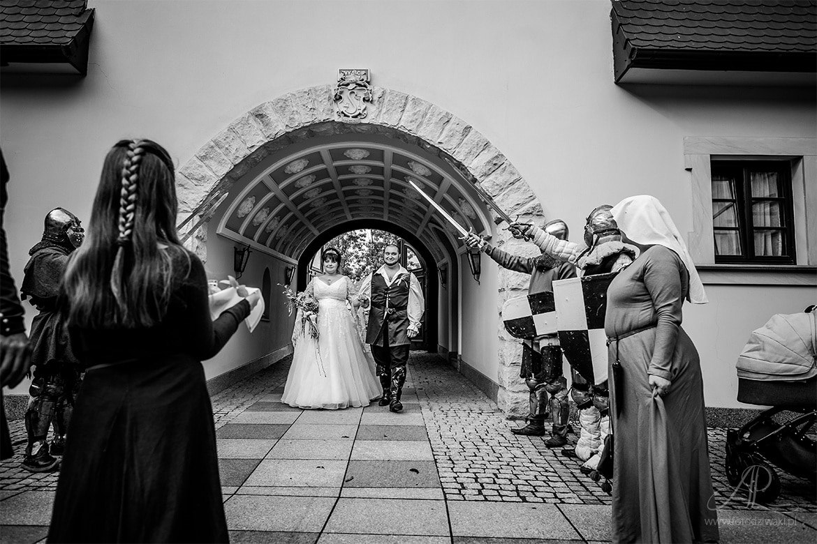 ania_i_martin_rycerski_slub_052