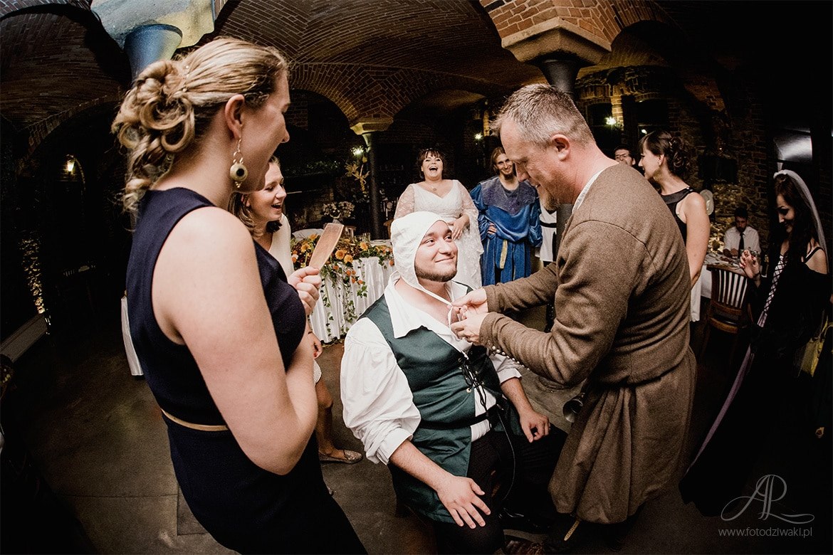 ania_i_martin_rycerski_slub_104