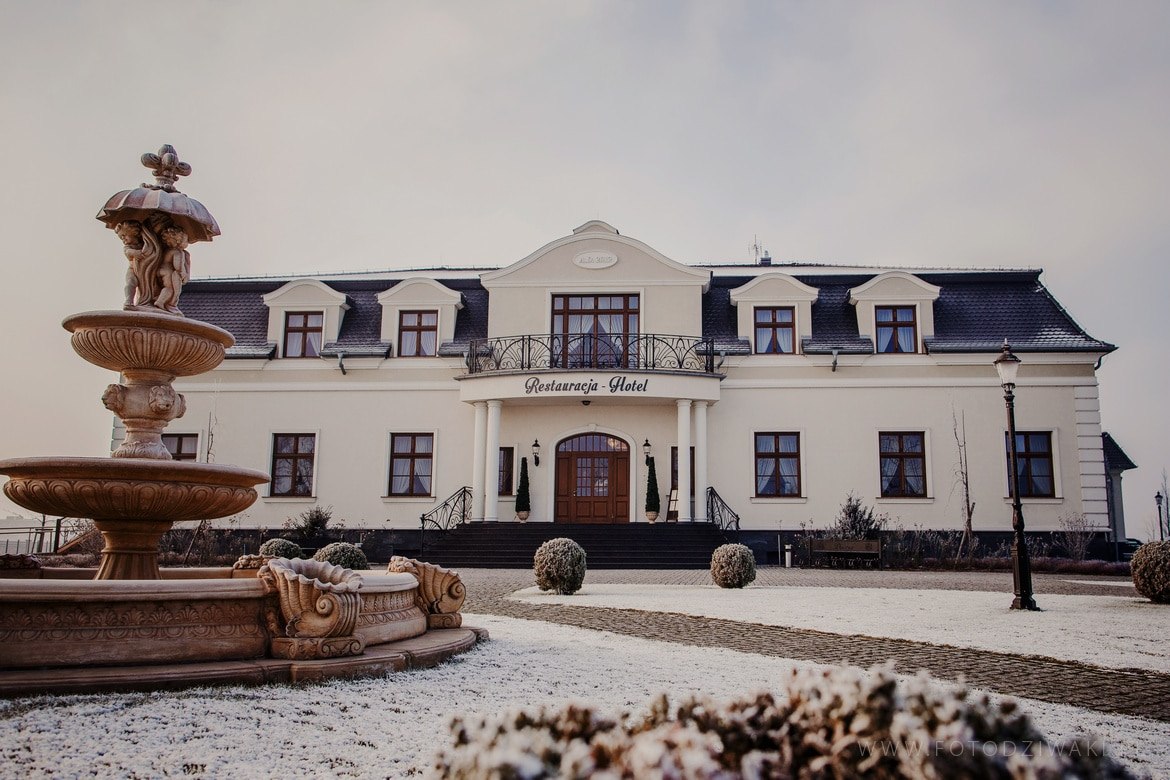 Natalia i Artur zimowy ślub_050