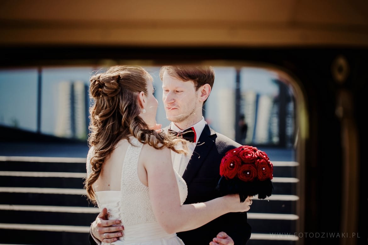 Kasia i Karol wesele w caramaranie_032