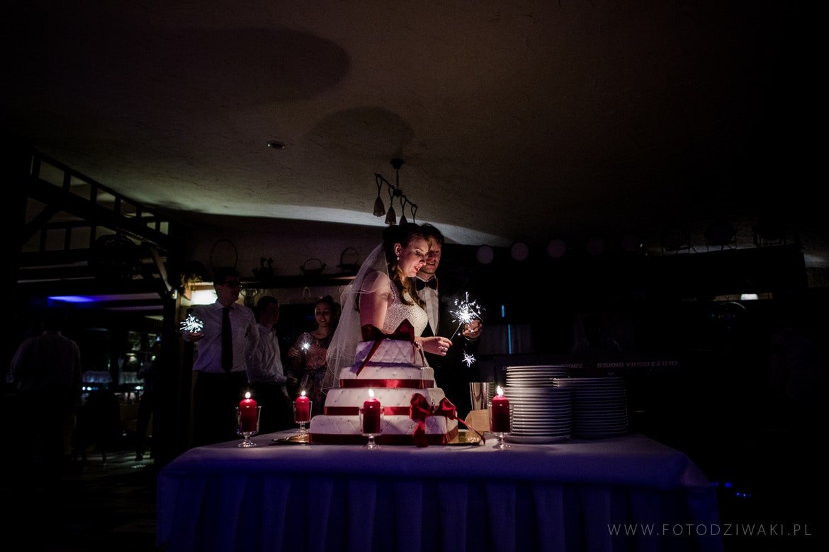 Kasia i Karol wesele w caramaranie_047