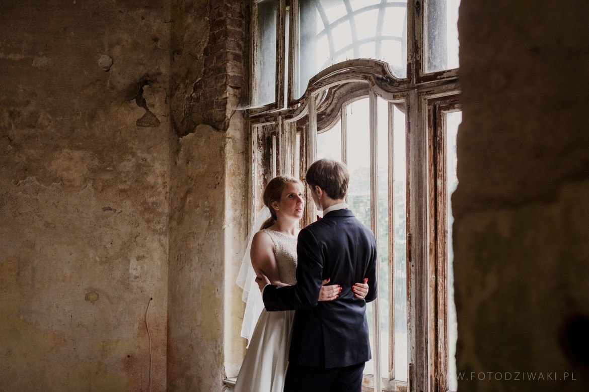 Kasia i Karol plener krowiarki_005