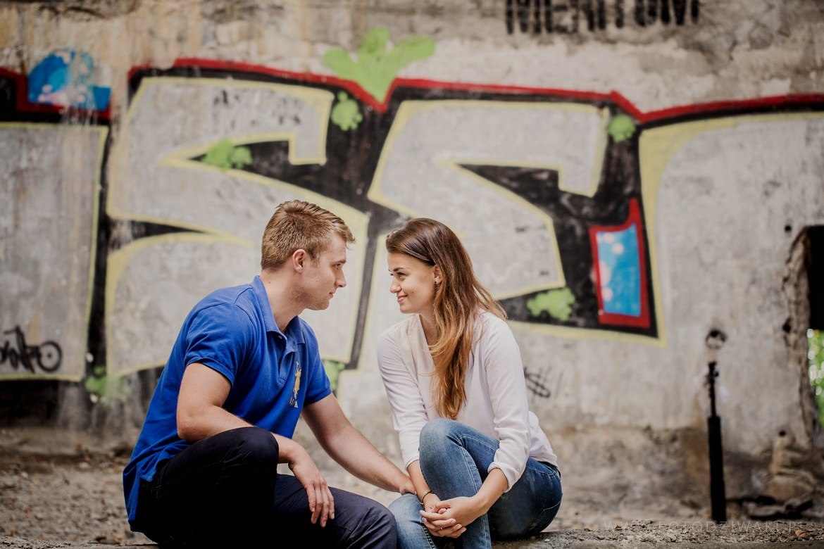 Karolina i Lechu sesja narzeczenska katowice_013