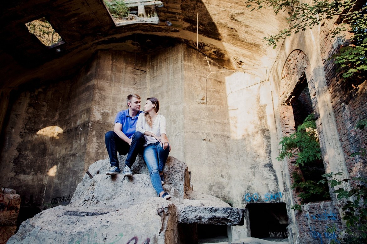 Karolina i Lechu sesja narzeczenska katowice_027