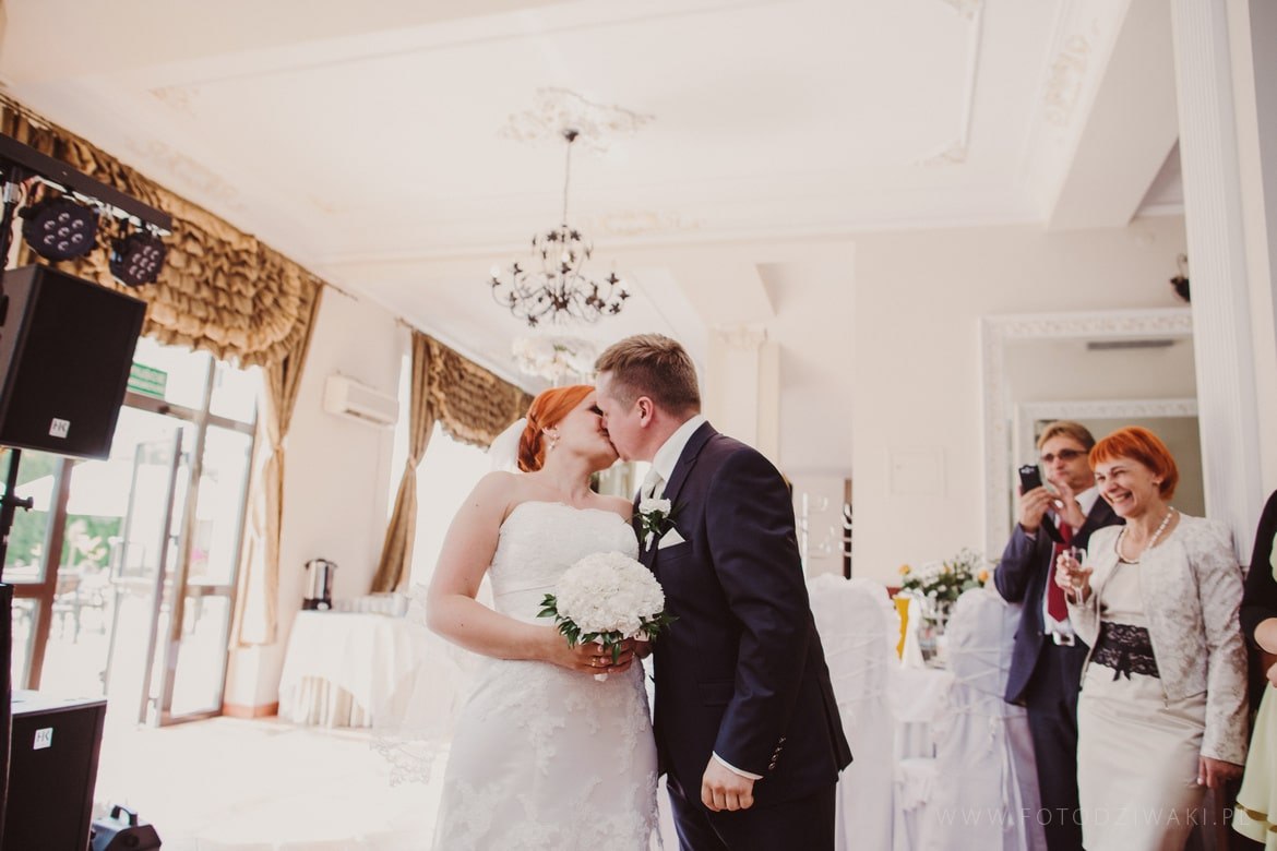 Aga i Tomek reportaz slubny bierun_024