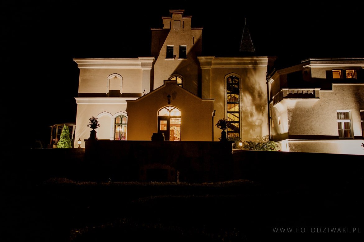 Patrycja i Wiesiek - slub w plenerze_035