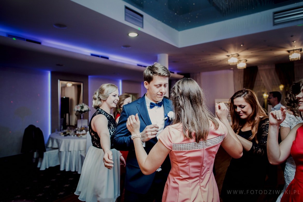 Monika i Sebastian fotografia slubna wadowice_069