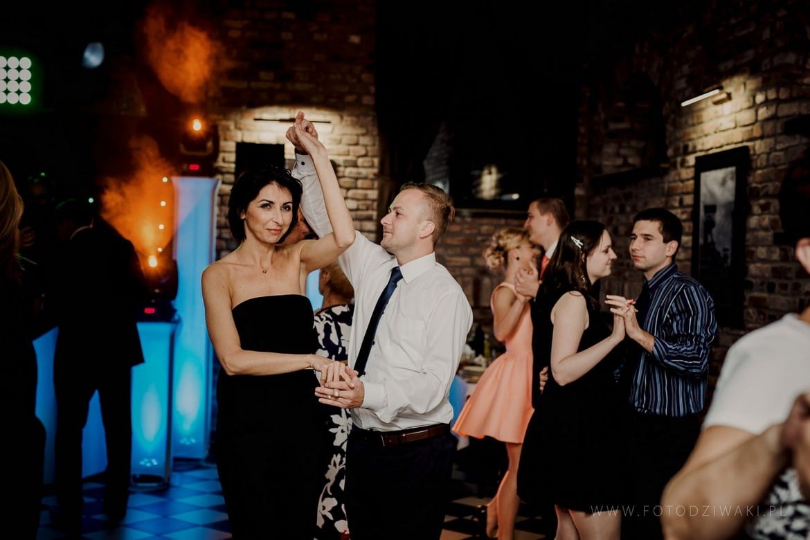 Karolina i Lechu fotografia slubna myslowice_099