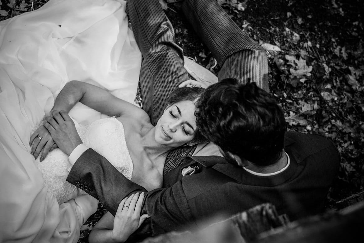 plener ślubny w lesie