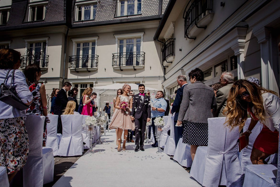 ślub w ogrodzie rezydencja luxury piekary