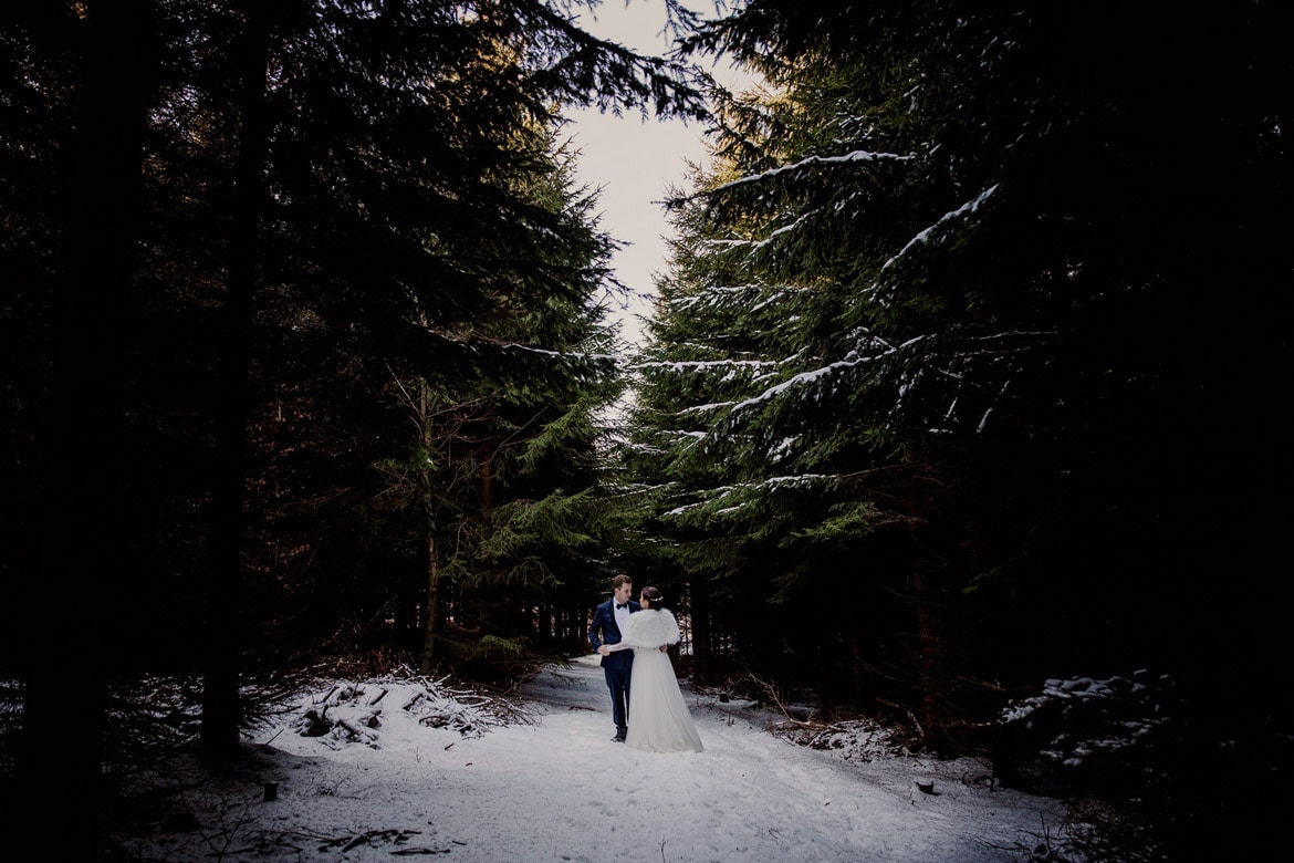 zimowy plener slubny