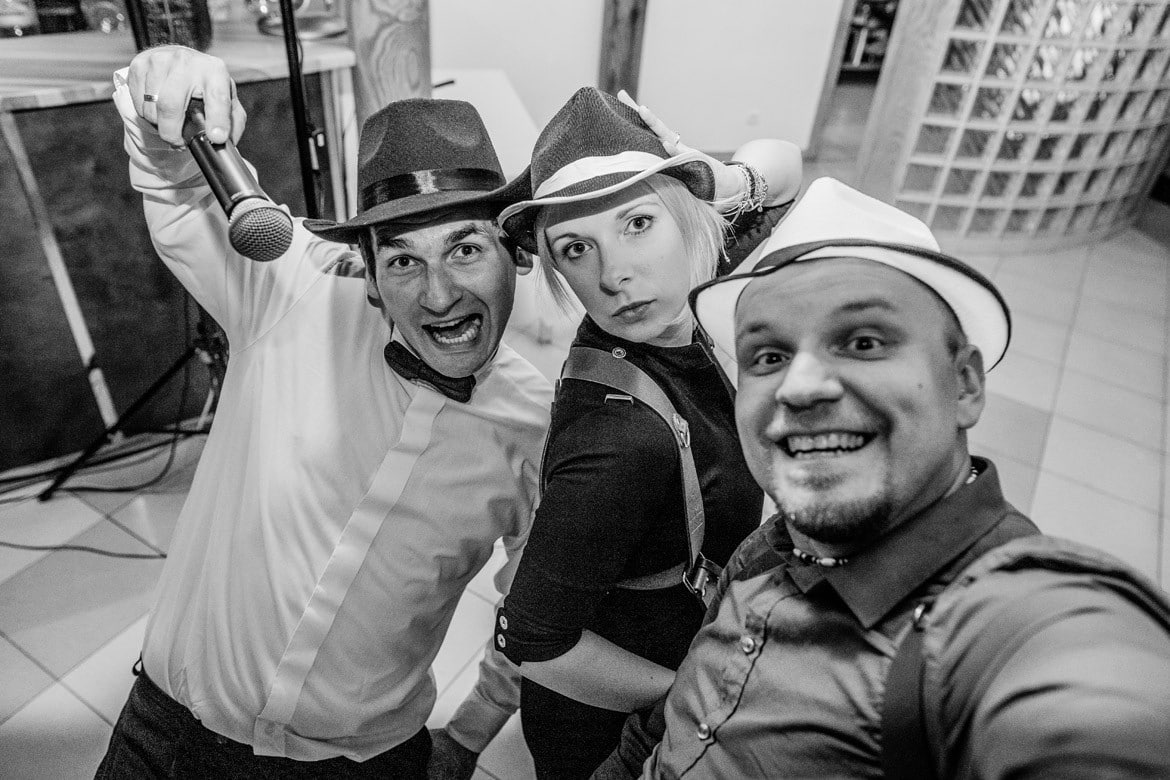 praca fotografa od kuchni