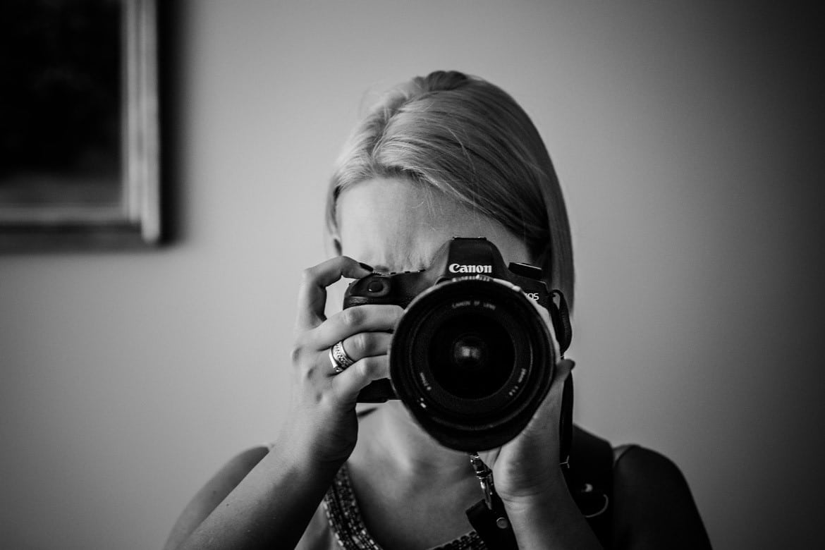 praca fotografa od kuchni