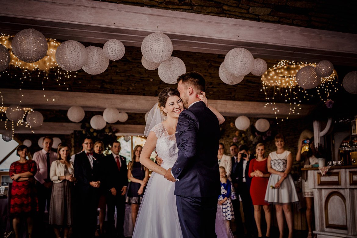 089-Jesienny-slub-w-Karolowym-Dworze