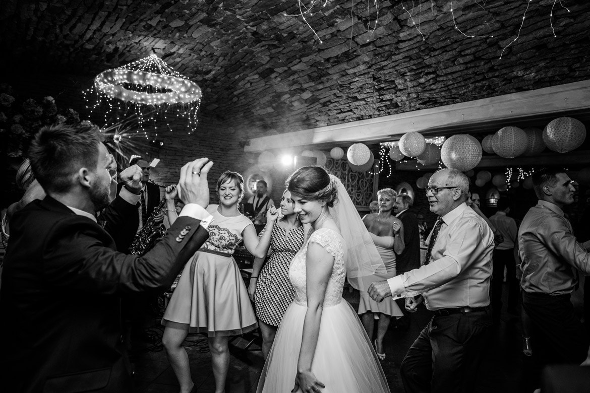 107-wesele-w-karolowym-dworze