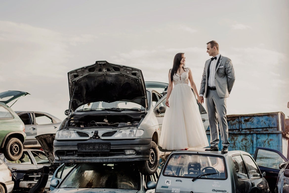 zdjecia slubne na zlomowisku