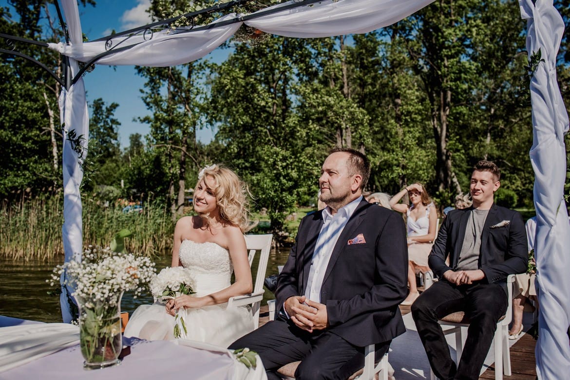 slub w plenerze jablon lake resort