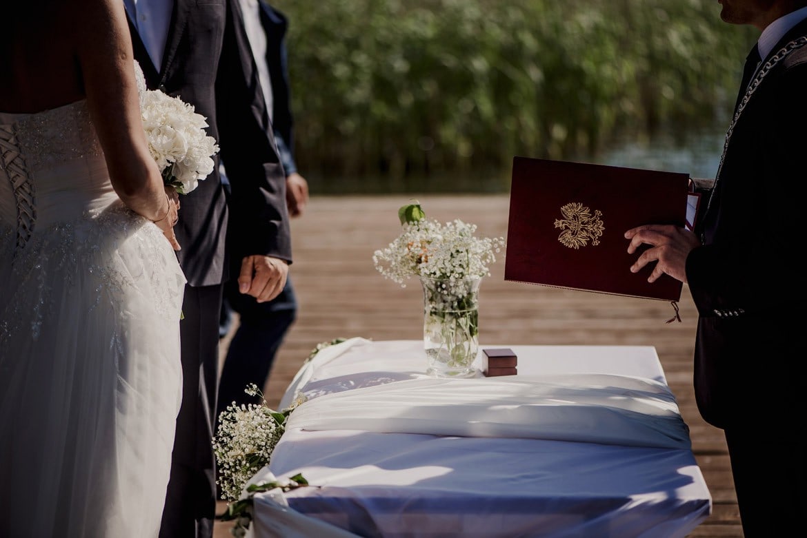 slub w plenerze jablon lake resort