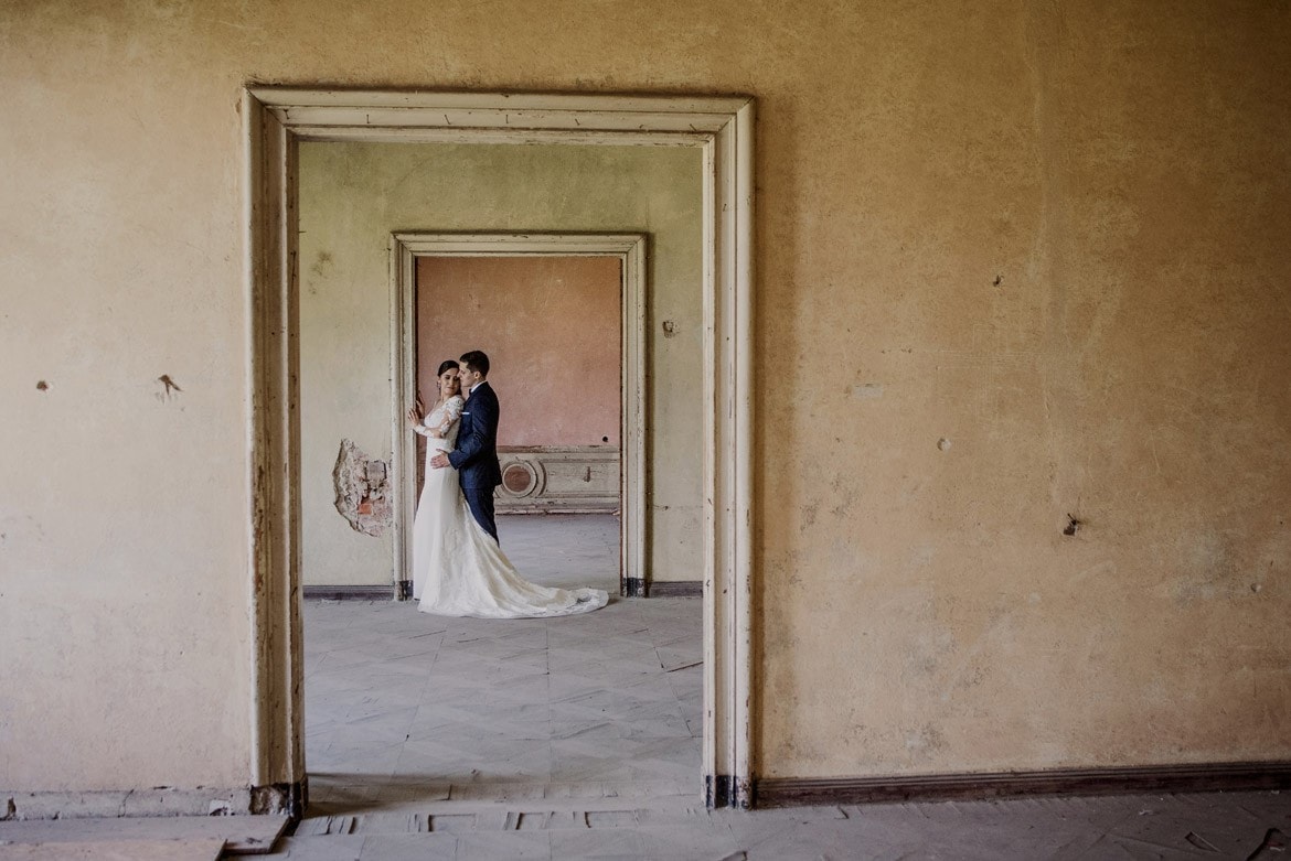 plener w opuszczonym palacu