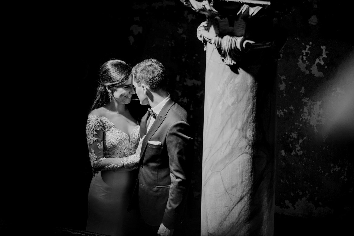 plener slubny w krowiarkach