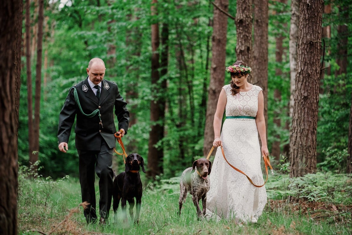plener ślubny z psami