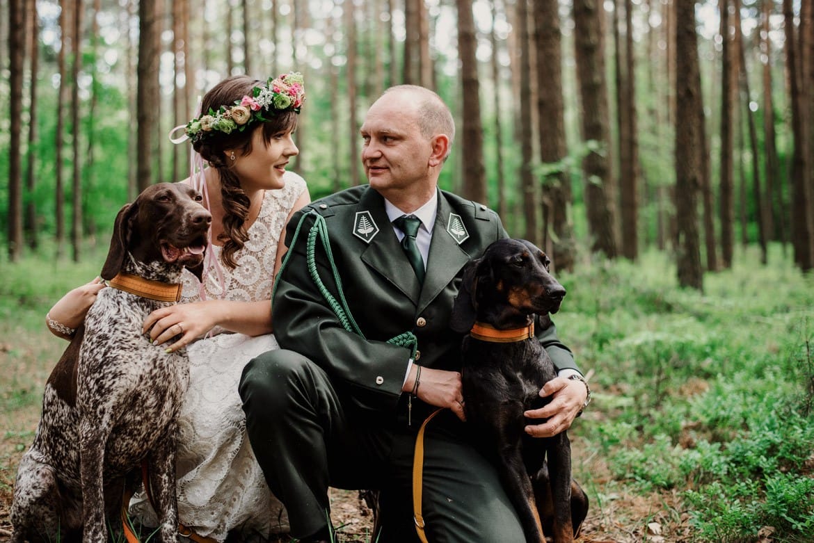 plener ślubny z psami