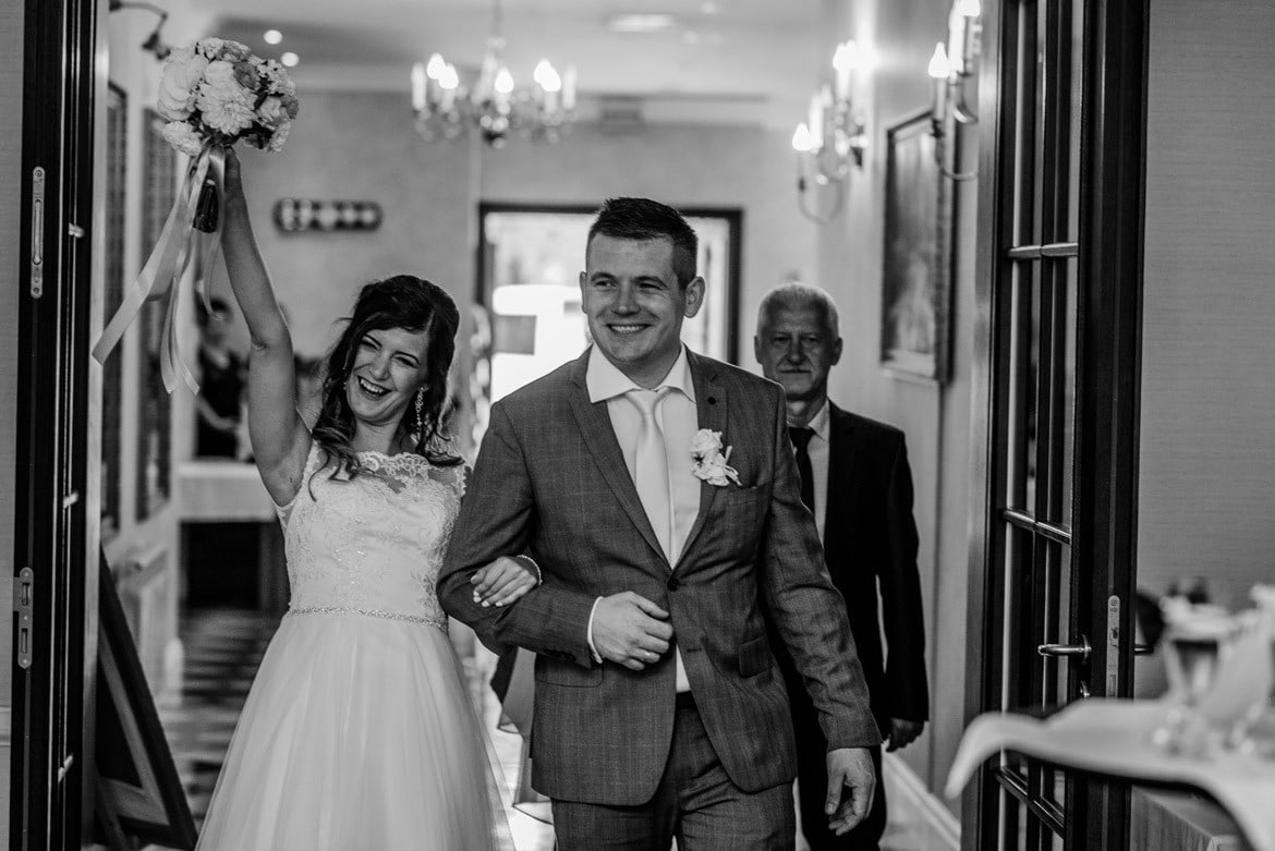 wesele w dworku nad rozlewiskiem w kluczach