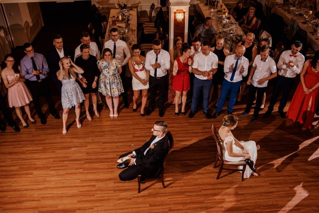 antresola na sali weselnej