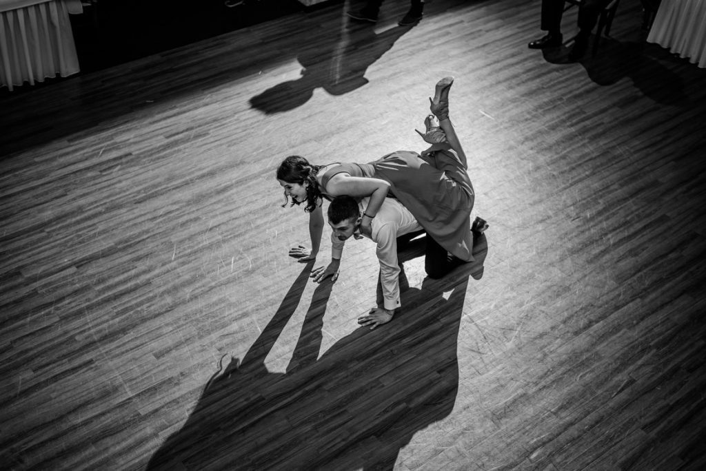 antresola na sali weselnej