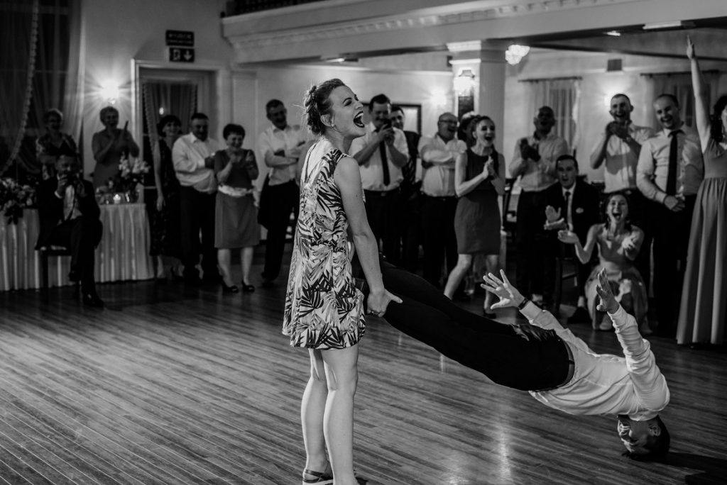 antresola na sali weselnej