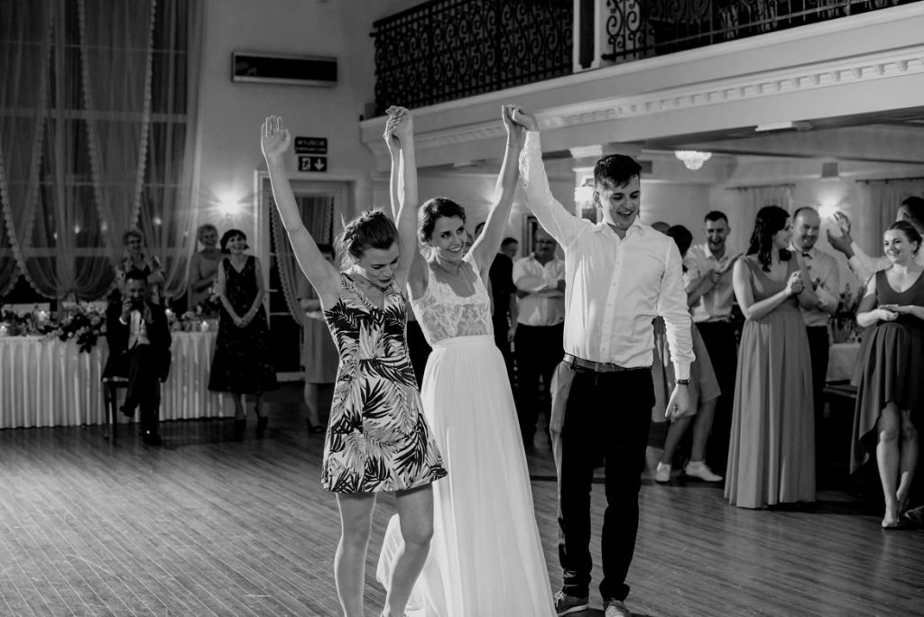 antresola na sali weselnej