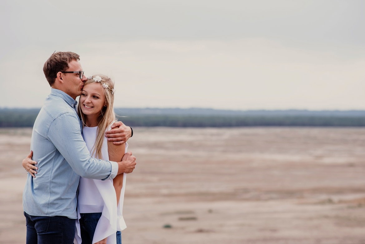 sesja narzeczeńska na pustyni błędowskiej