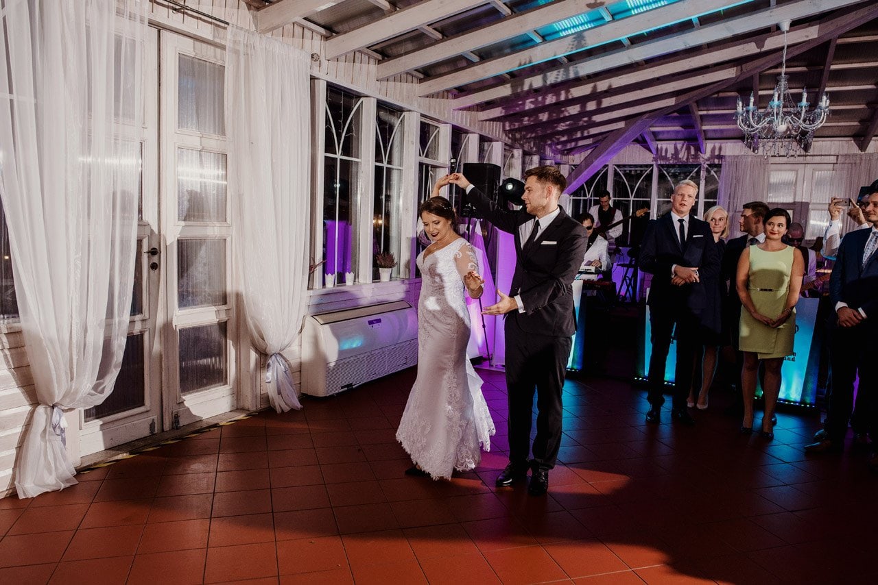 wesele pod kasztanowcami wiejca