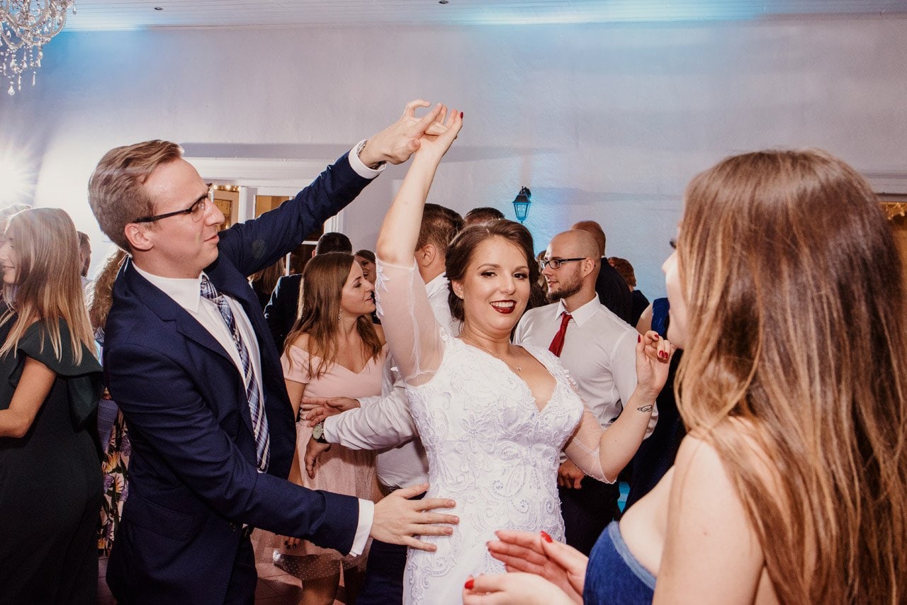 wesele pod kasztanowcami wiejca