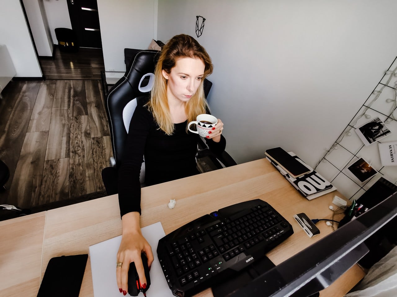 001-praca-fotografa-po-slubie