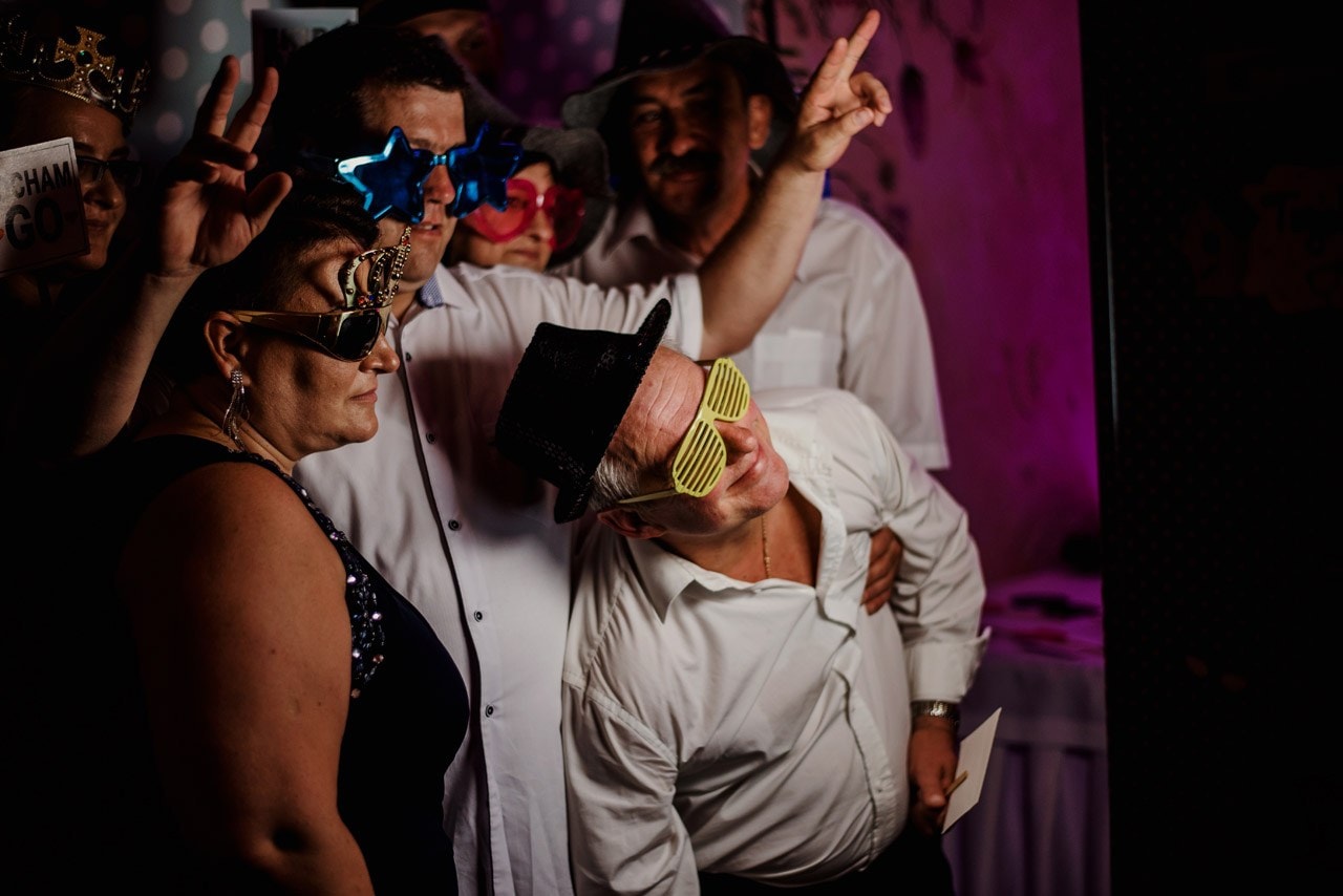 wesele w dworku nad stawem