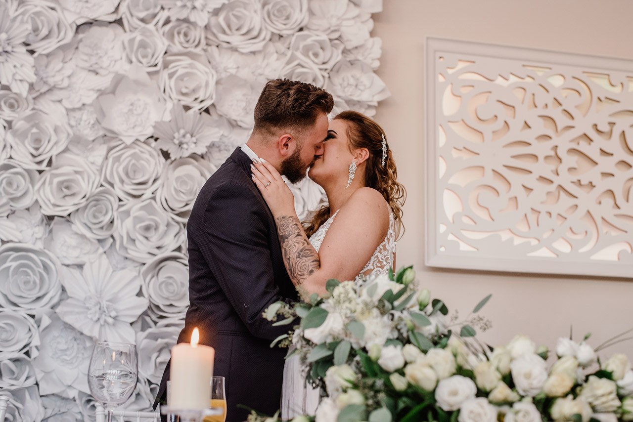 wesele w bialej rozy